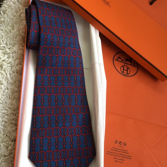 Hermès like new tie - Picture 13 of 15